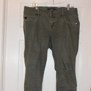 Torrid olive green jeans w/zipper detail at ankle